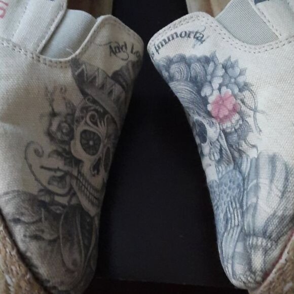 Goby Sugar Skull Print Death is Not the End of Love Canvas Loafers Size 5.5 - Picture 9 of 14